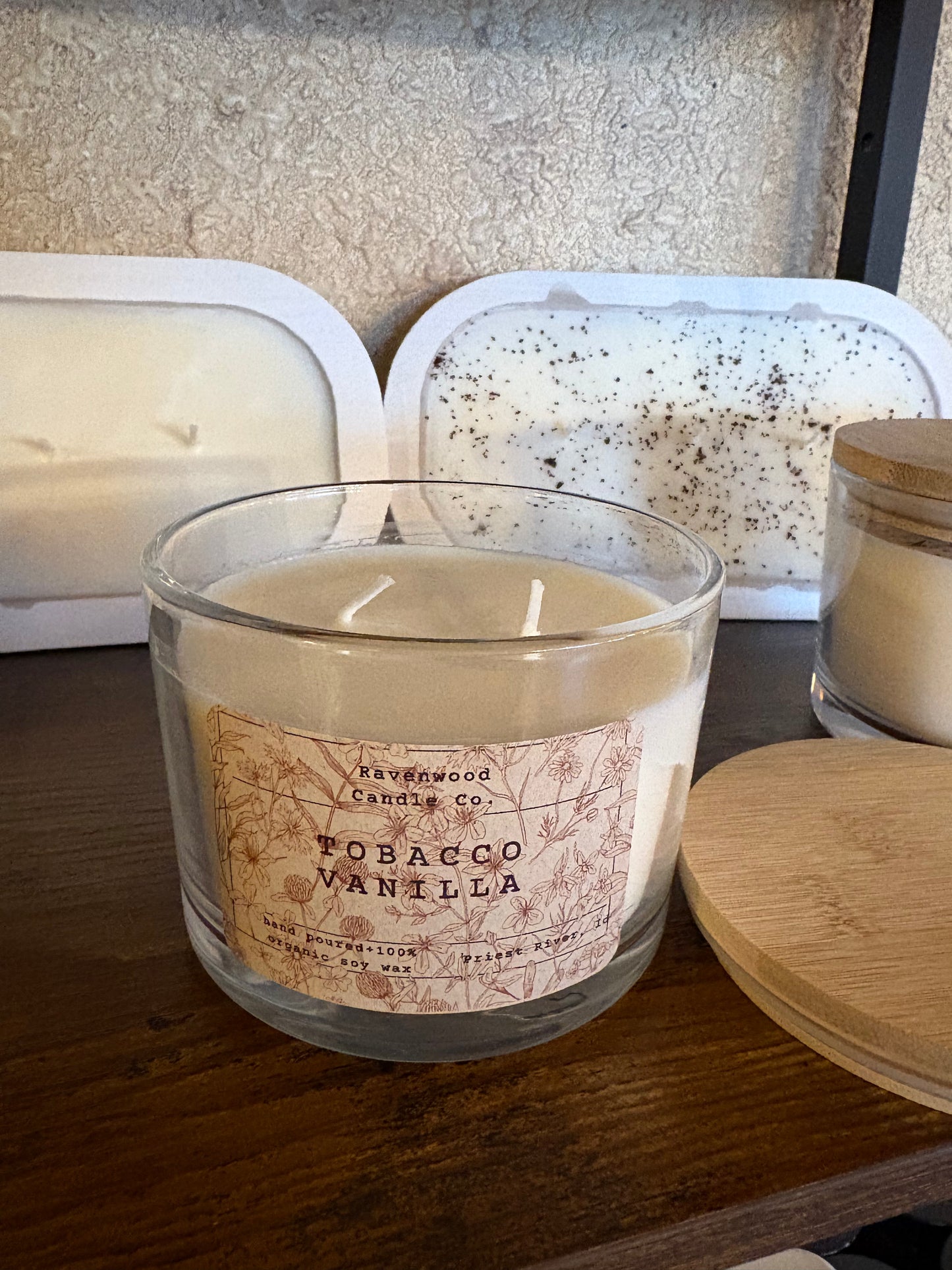 Tobacco Vanilla Soy Candle 14 oz